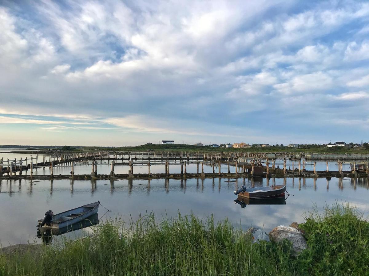 The East Wind Guesthouse Clark's Harbour Экстерьер фото
